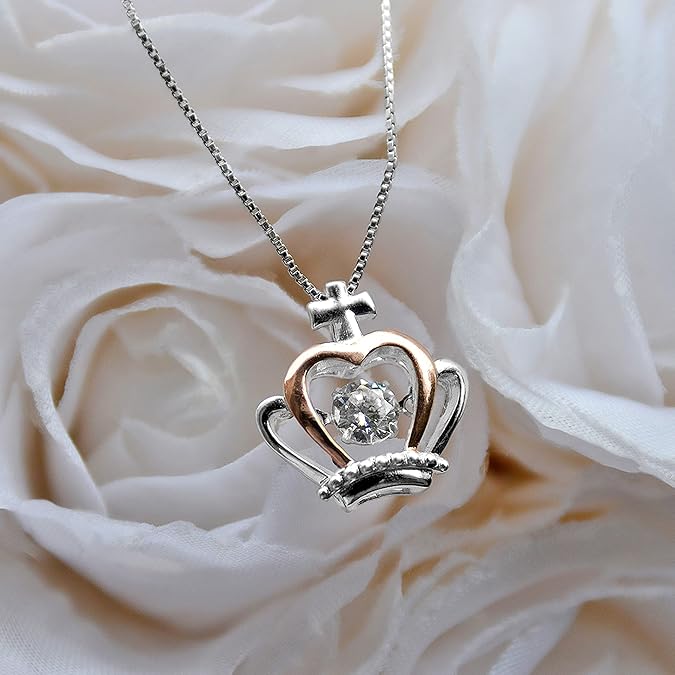 Collar con colgante de corona